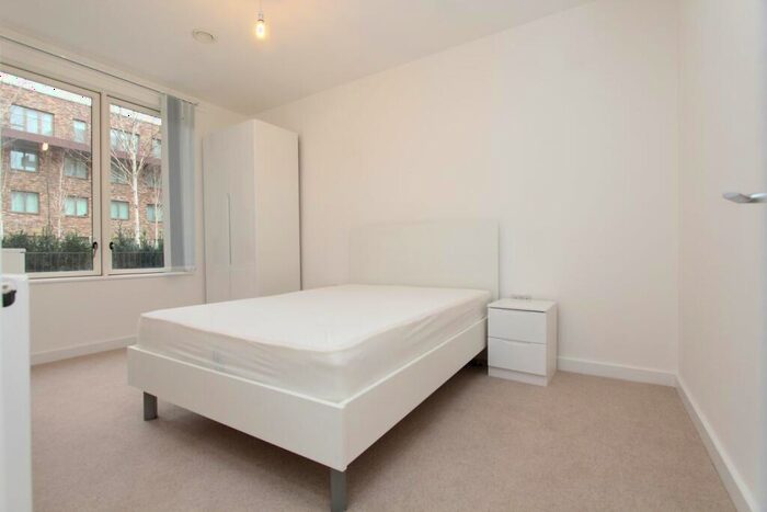 1 Bedroom House To Rent In Frobisher Yard, London, E16