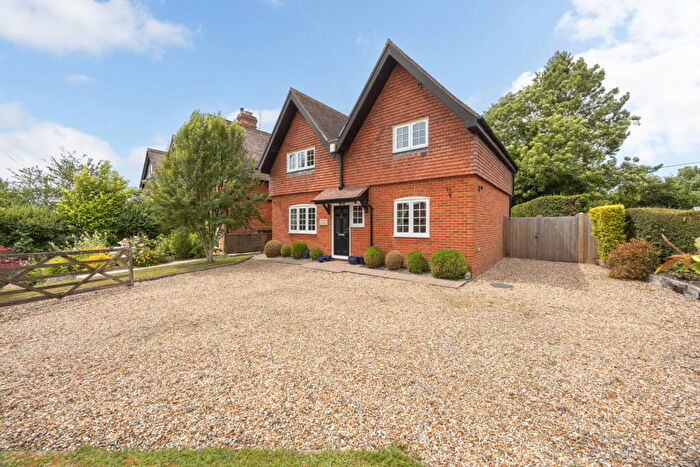 4 Bedroom Detached House For Sale In All Cannings, Devizes, Wiltshire, SN10