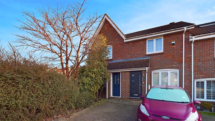 2 Bedroom End Of Terrace House For Sale In Great Stockwood Road, Cheshunt, EN7