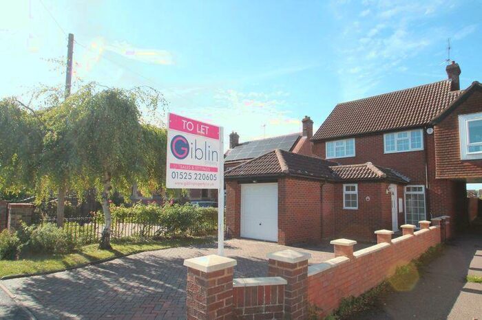 3 Bedroom Semi-Detached House To Rent In High Street, Edlesborough, Buckinghamshire, LU6