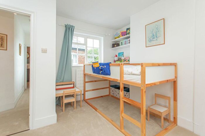 3 Bedroom Terraced House For Sale In Stour Street, Canterbury, CT1