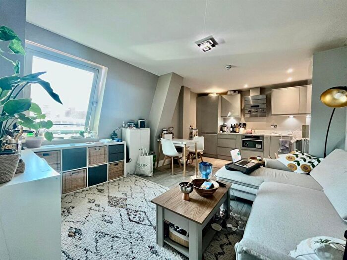 1 Bedroom Flat To Rent In Bartholomew Square, Brighton, BN1