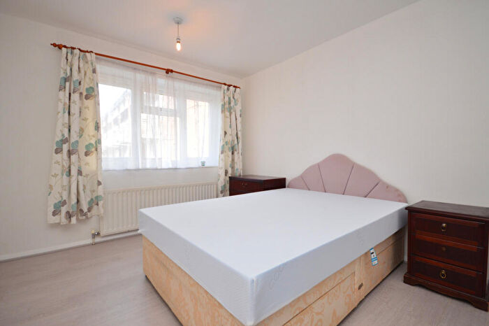 4 Bedroom Terraced House To Rent In David Street, Stratford, E15