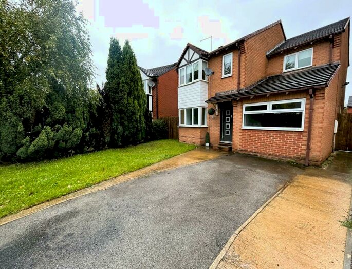 4 Bedroom Detached House To Rent In Edgbaston Way, Edlington, Doncaster, DN12