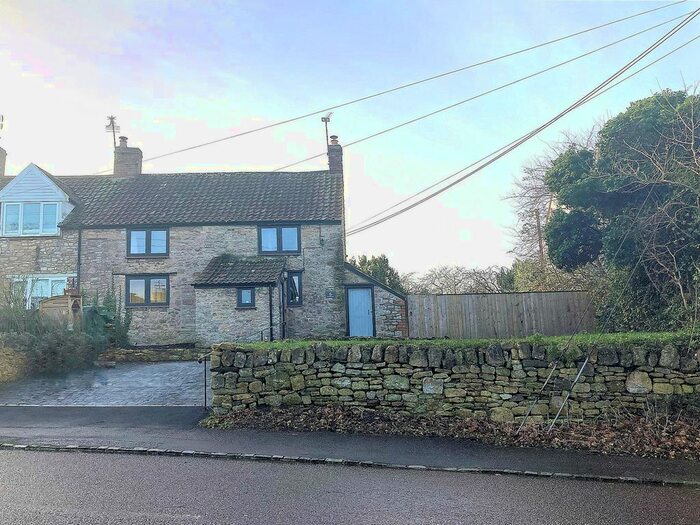 Houses for sale in Almondsbury, BS32, South Gloucestershire