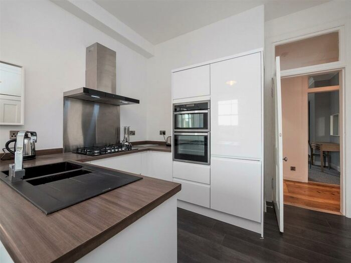 1 Bedroom Flat To Rent In Lorne Street, Edinburgh, EH6