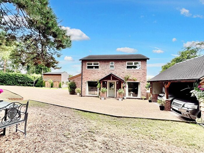 4 Bedroom Detached House For Sale In Park Lane, Hatherton, CW5