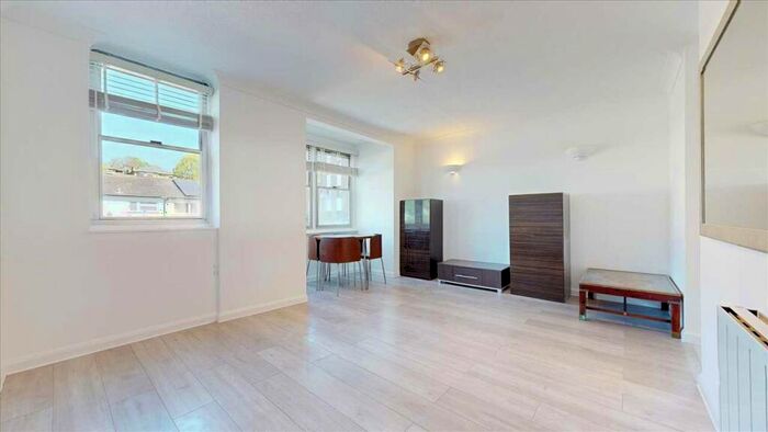 1 Bedroom Apartment To Rent In Adelaide Road, London, NW3