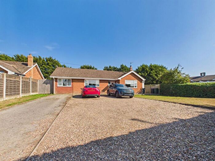 4 Bedroom Detached Bungalow For Sale In Saleby, Alford, LN13