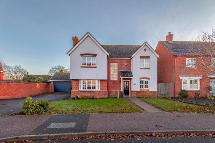 4 Bedroom Detached House For Sale In Knight Road, Rendlesham, IP12