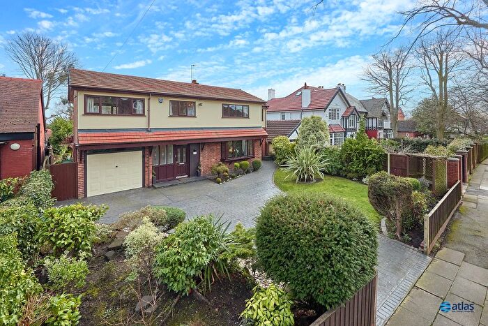 4 Bedroom Detached House For Sale In The Serpentine, Garston, L19