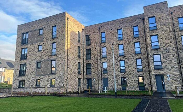 2 Bedroom Apartment To Rent In Coll Grove, Glasgow, G21