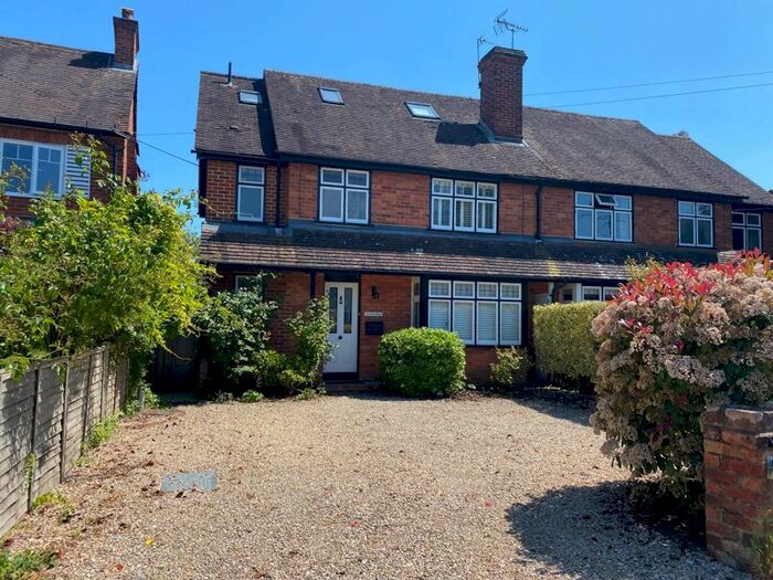4 Bedroom Detached House To Rent In Grove Road, Sonning Common, Reading, RG4