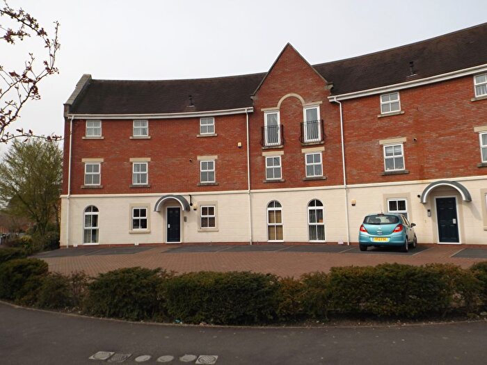 2 Bedroom Flat To Rent In Holland House Road, Preston, PR5