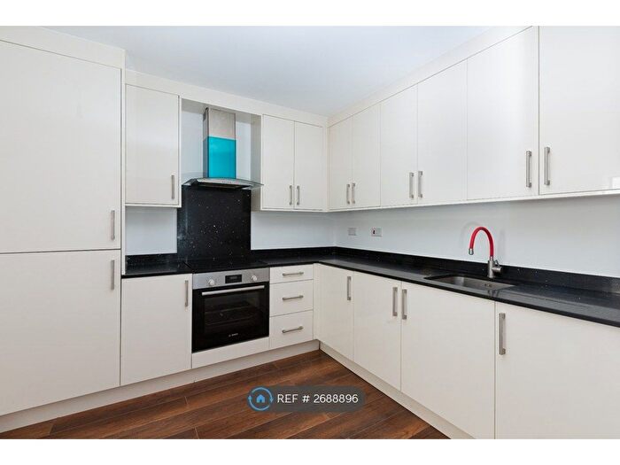 1 Bedroom Flat To Rent In Howard Street, Bedford, MK40