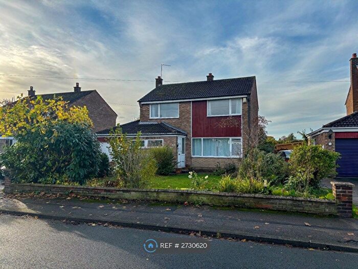 3 Bedroom Detached House To Rent In Baffam Gardens, Selby, YO8