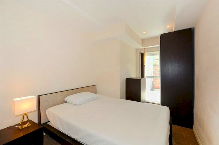 2 Bedroom Flat To Rent In Old Kent Road, Old Kent Road, SE1