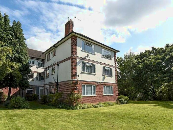 2 Bedroom Apartment To Rent In Northcote, 86 Rickmansworth Road, Pinner, HA5