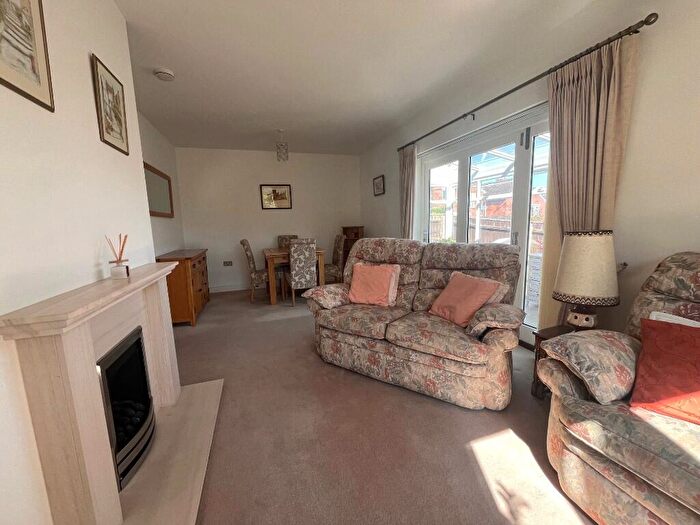 3 Bedroom Detached Bungalow For Sale In Jubilee Road, Swanage, Dorset, BH19