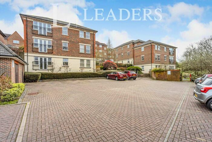 2 Bedroom Apartment To Rent In Bolnore Village, RH16