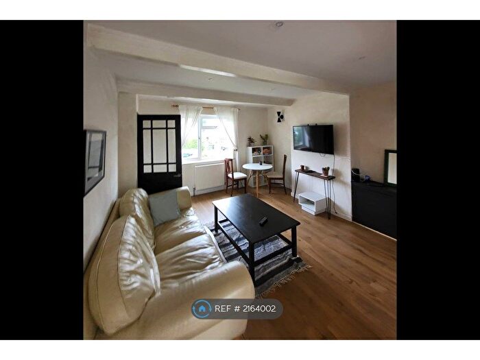 2 Bedroom Semi-Detached House To Rent In Raymond Crescent, Guildford, GU2