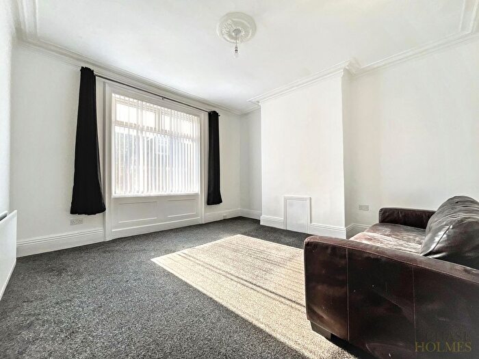 4 Bedroom Flat For Sale In Albany Street West, South Shields, NE33