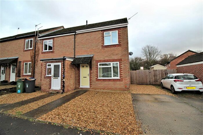 2 Bedroom Semi-Detached House To Rent In Legate Close, Chippenham, SN15
