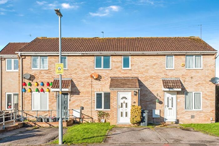 2 Bedroom Terraced House For Sale In Hadleigh Close, Westlea, Swindon, SN5