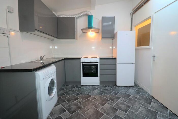 Studio To Rent In High Street, Dartford, DA1