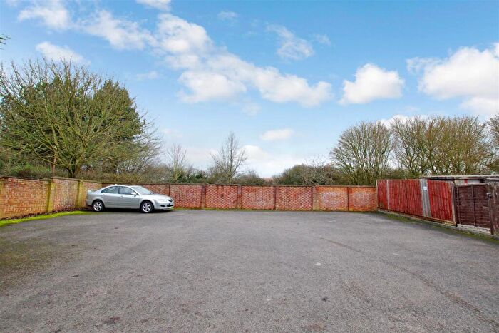 1 Bedroom Maisonette To Rent In Longstock Court, Eastleaze, SN5