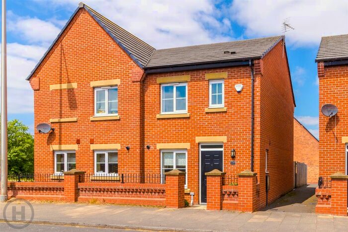 3 Bedroom Semi-Detached House To Rent In Plank Lane, Leigh, WN7