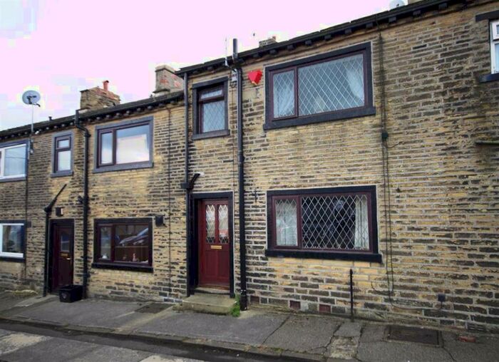 1 Bedroom Cottage To Rent In Casson Fold, Northowram, Halifax, HX3