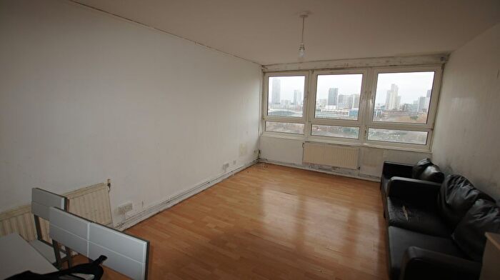 1 Bedroom Flat To Rent In Leather Gardens, London, E15