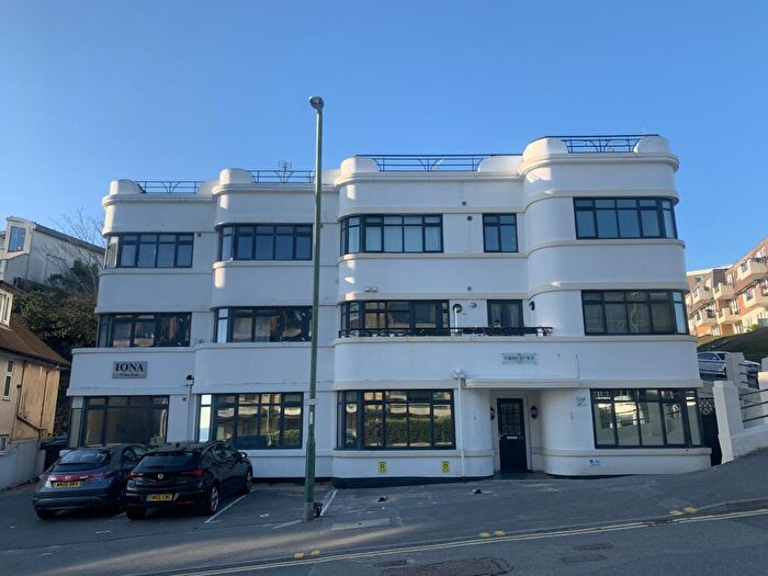 2 Bedroom Apartment To Rent In Sea Road, Boscombe Spa, BH5