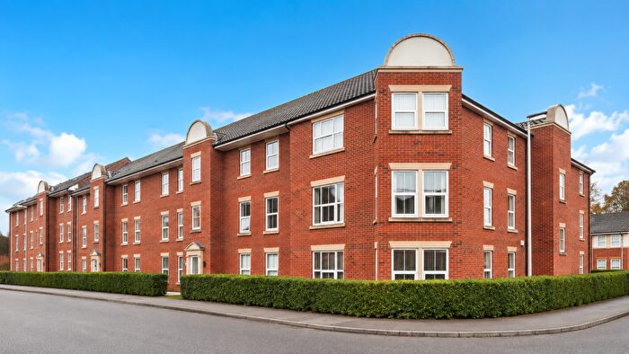 2 Bedroom Flat For Sale In Lambert Crescent, Nantwich, CW5
