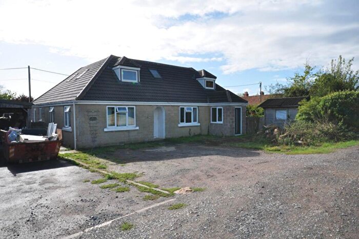 5 Bedroom Detached House For Sale In Holbrock, Bromham, SN15
