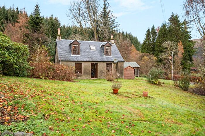 2 Bedroom Cottage For Sale In Smithy Cottage, Kinlochard, Aberfoyle, Stirling, FK8