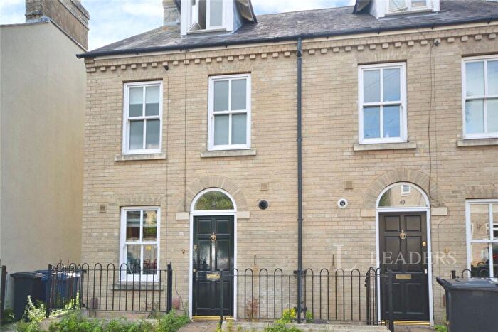4 Bedroom End Of Terrace House For Sale In Malta Road, Cambridge, Cambridgeshire, CB1