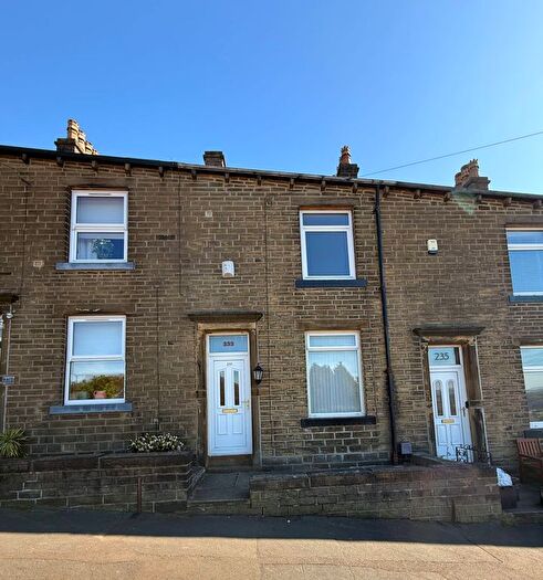 2 Bedroom Terraced House For Sale In Bairstow Lane, Sowerby Bridge, HX6