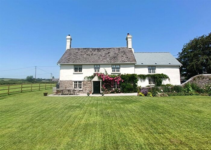 4 Bedroom Detached House For Sale In West Street, Bishops Nympton, South Molton, Devon, EX36