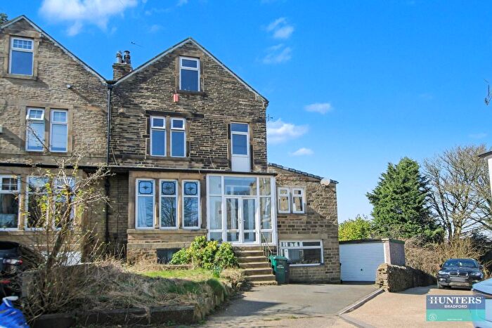 5 Bedroom Semi Detached House For Sale In Toller Drive Bradford, BD9