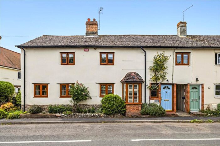 4 Bedroom Semi-Detached House For Sale In Goodworth Clatford, Andover, Hampshire, SP11