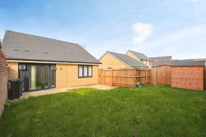 2 Bedroom Detached Bungalow For Sale In Evans Mead, Stilton, Peterborough, PE7