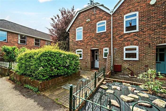 2 Bedroom End Of Terrace House For Sale In Arundell Place, Farnham, Surrey, GU9