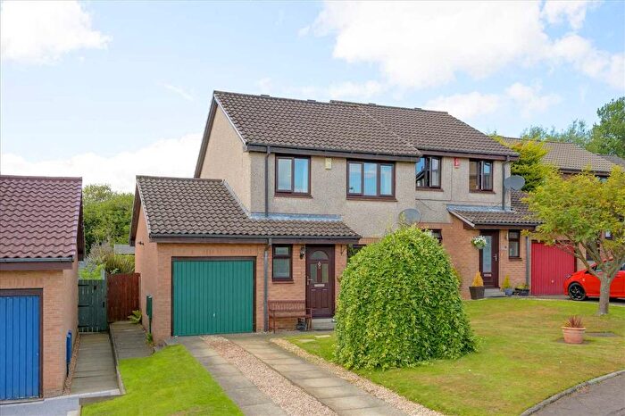 3 Bedroom Villa For Sale In Moubray Road, Dalgety Bay, KY11