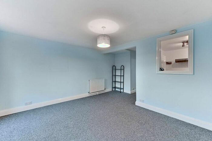 1 Bedroom Flat To Rent In Westow Street, London, Crystal Palace, London, SE19