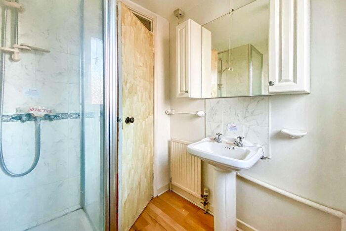 2 Bedroom End Terrace House For Sale In Cloudberry Road, Swindon, SN25