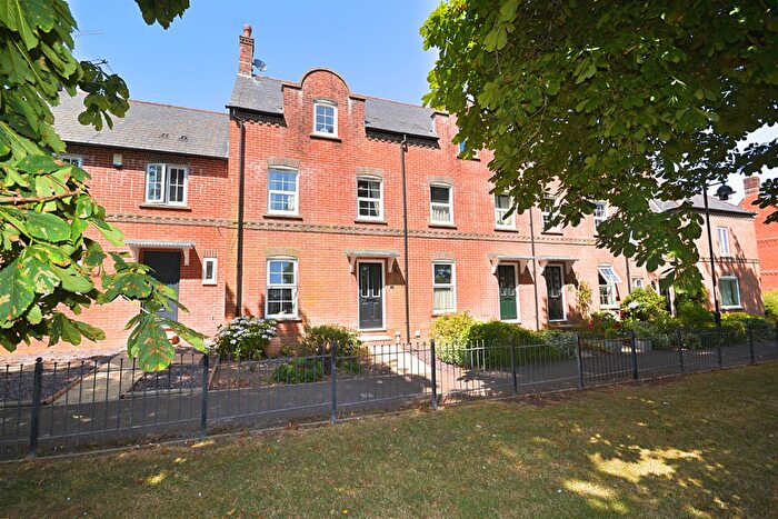 3 Bedroom Terraced House For Sale In Sherren Avenue, Charlton Down, Dorchester, DT2