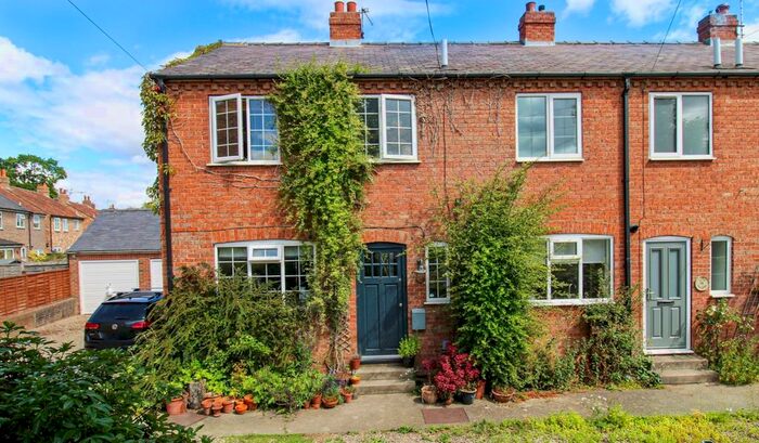 3 Bedroom End Of Terrace House For Sale In Little Crossing, Littlethorpe, Ripon, HG4