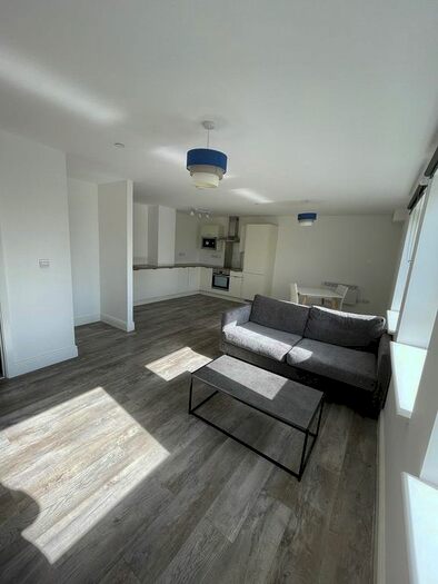 1 Bedroom Flat To Rent In Flat, Elfin Square, Edinburgh, EH11